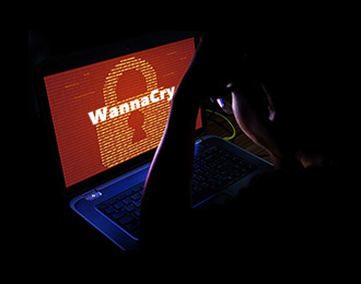 Vyděračský software, typu malware, straší Česko! Jmenuje se WannaCry a od pátku 12.5.2017 zasáhl na 200 000 počítačů. A to ve 150 zemích. V Čechách se s ním potkalo zatím něco kolem 300 lidí. Tuhle zprávu si určitě nenechte ujít!
